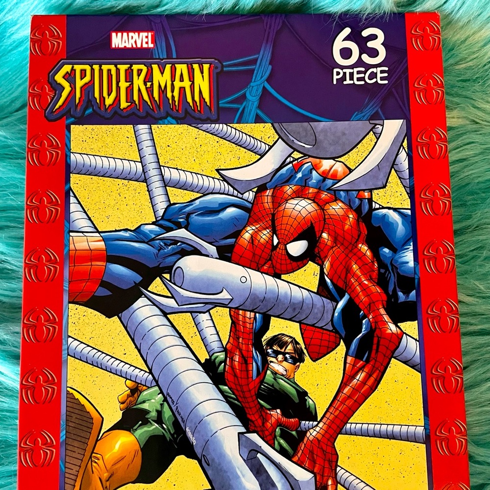 Marvel Spider-man Collectible 2004 Puzzle Sealed New in box